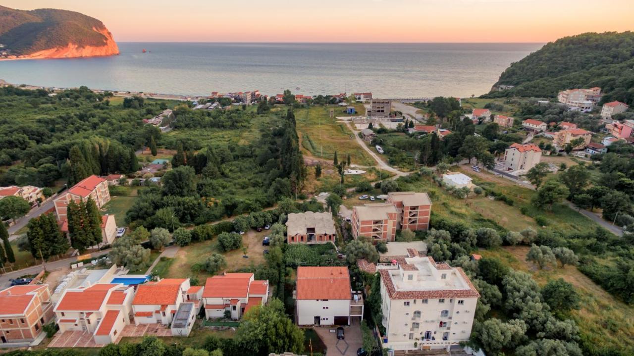 Apartments Viktorija Petrovac Zewnętrze zdjęcie