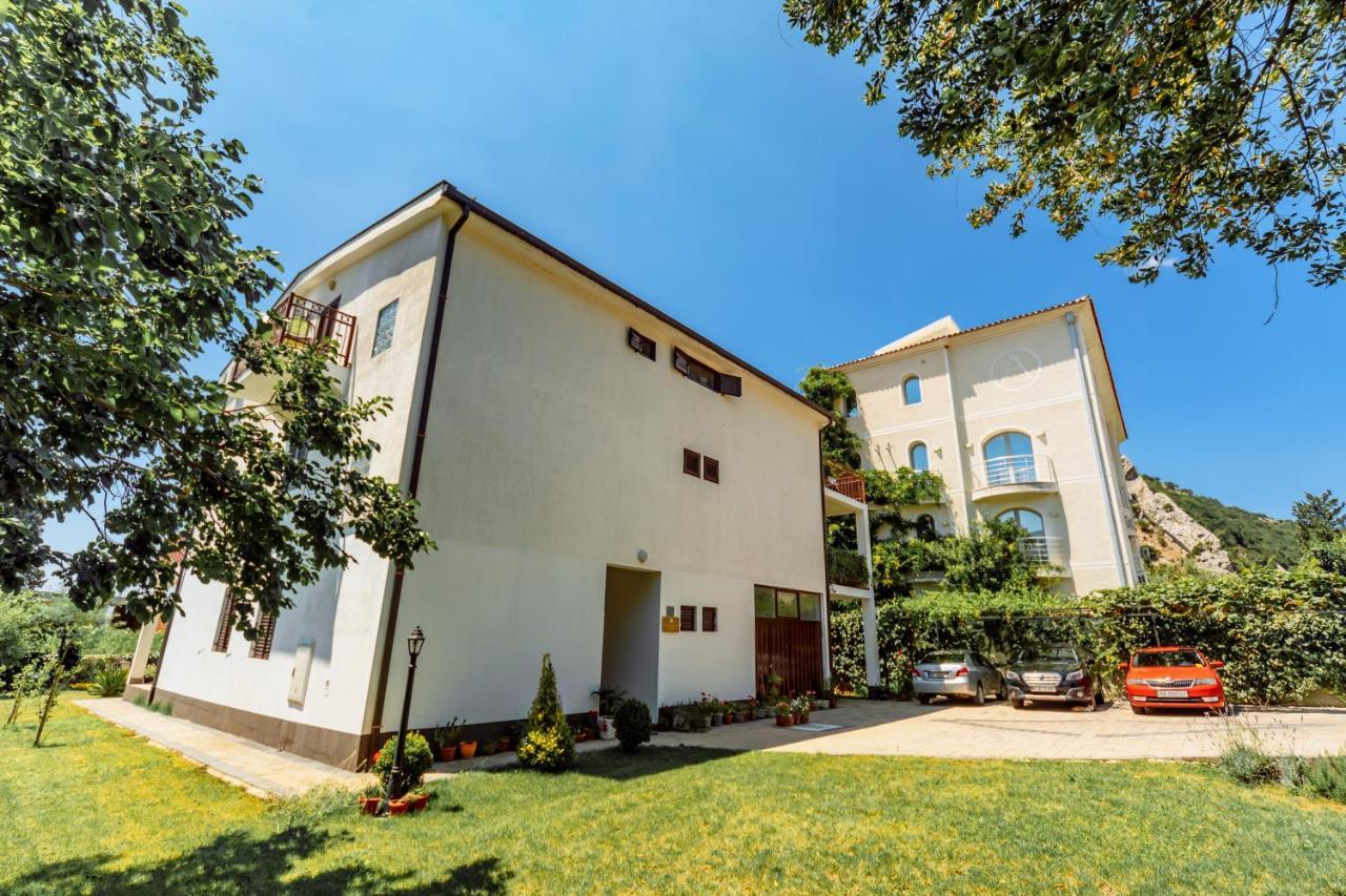 Apartments Viktorija Petrovac Zewnętrze zdjęcie