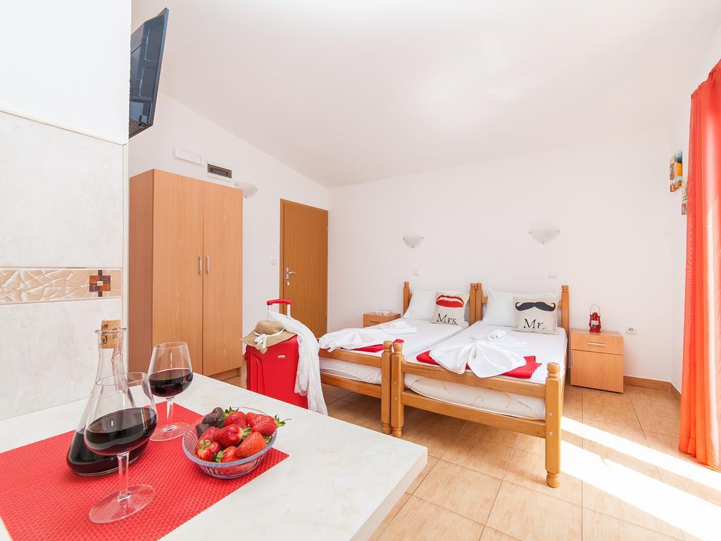 Apartments Viktorija Petrovac Zewnętrze zdjęcie