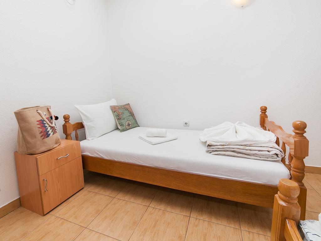 Apartments Viktorija Petrovac Pokój zdjęcie